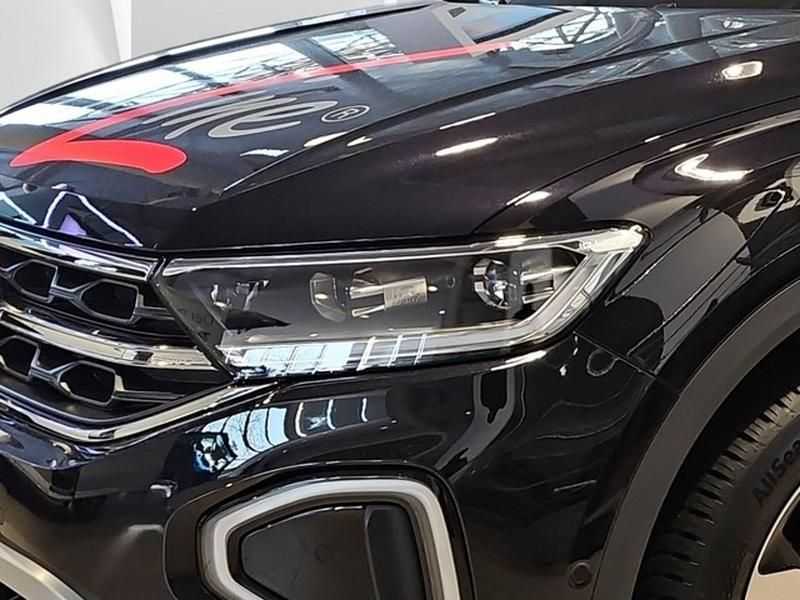 Gebraucht VW T-Roc Goal 150 PS (110 kW) 2025 Deep black perleffekt SUV