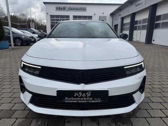 Neu Opel Astra 131 PS (96 kW) 2025 Weiß Kombi