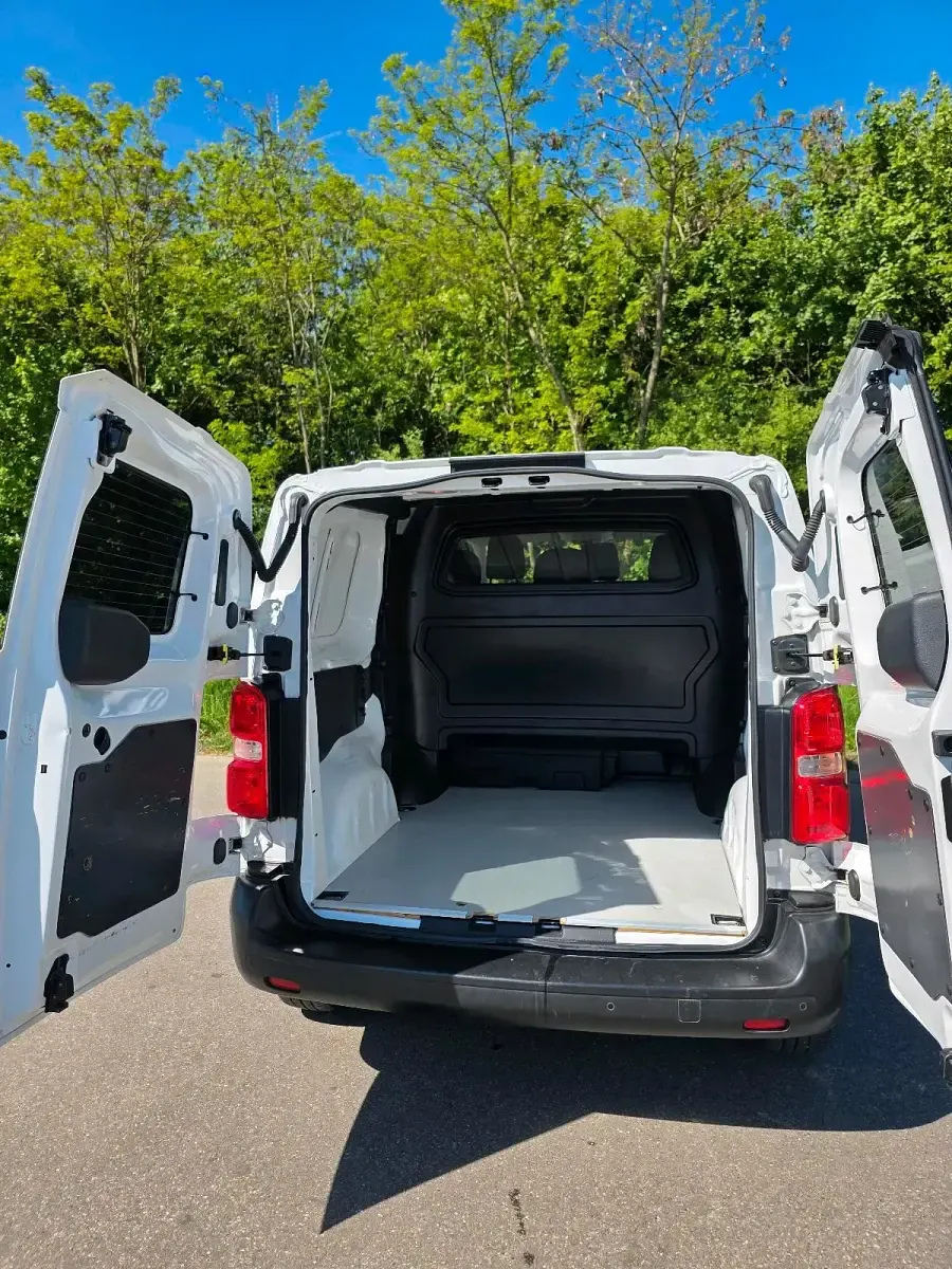 Gebraucht Peugeot Expert S 120 PS (88 kW) 2020 Weiß Van
