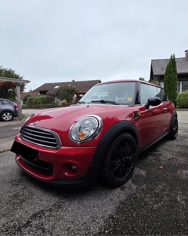 Gebraucht Mini ONE 75 PS (55 kW) 2012 Rot Kleinwagen