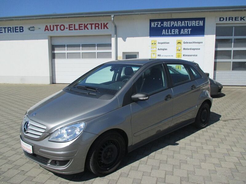 Grau Gebraucht 2008 Mercedes B180 Van / Kleinbus | 4.900 € (Superpreis) - Bild 1/4