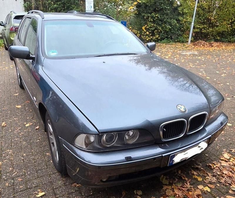 Grau Gebraucht 2000 BMW 525 Shadowline Kombi | 1.890 € (Fairer Preis) - Bild 1/4