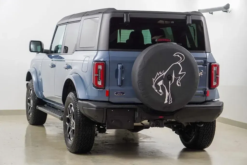 Gebraucht Ford Bronco Outer Banks 334 PS (245 kW) 2024 Grau SUV
