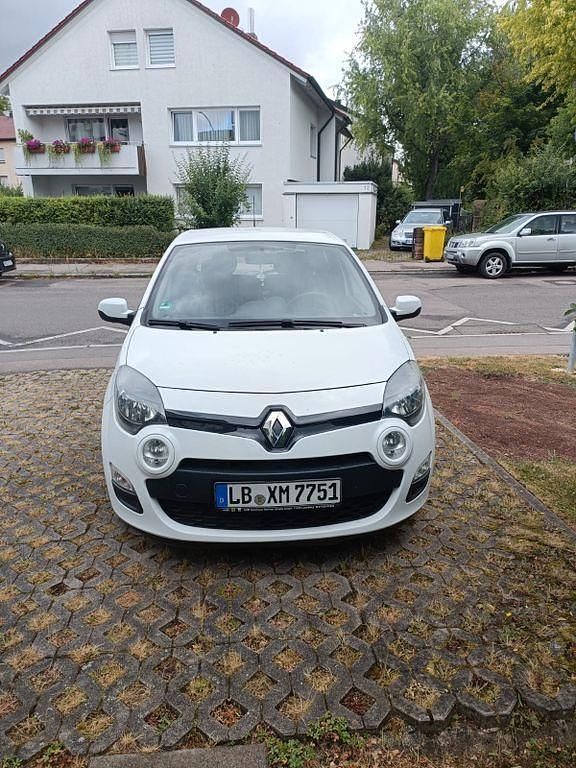 Weiß Gebraucht 2013 Renault Twingo Dynamique Kleinwagen | 5.000 € (Etwas zu teuer) - Bild 1/4