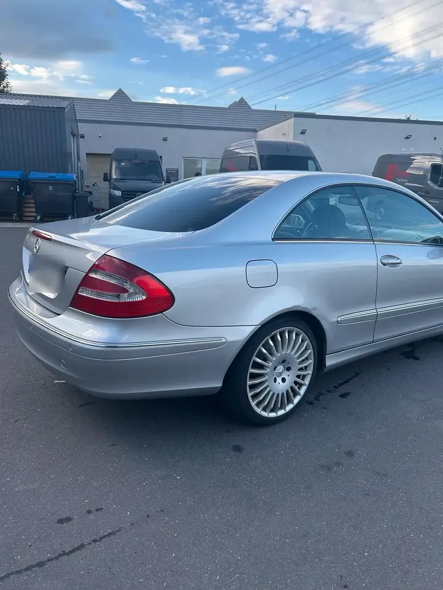 Gebraucht Mercedes CLK200 Elegance 163 PS (119 kW) 2005 Silber Coupé