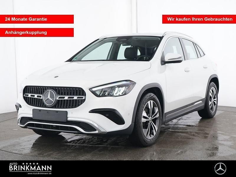 Weiß Gebraucht 2024 Mercedes GLA180 Advanced SUV | 35.940 € (Fairer Preis) - Bild 1/4