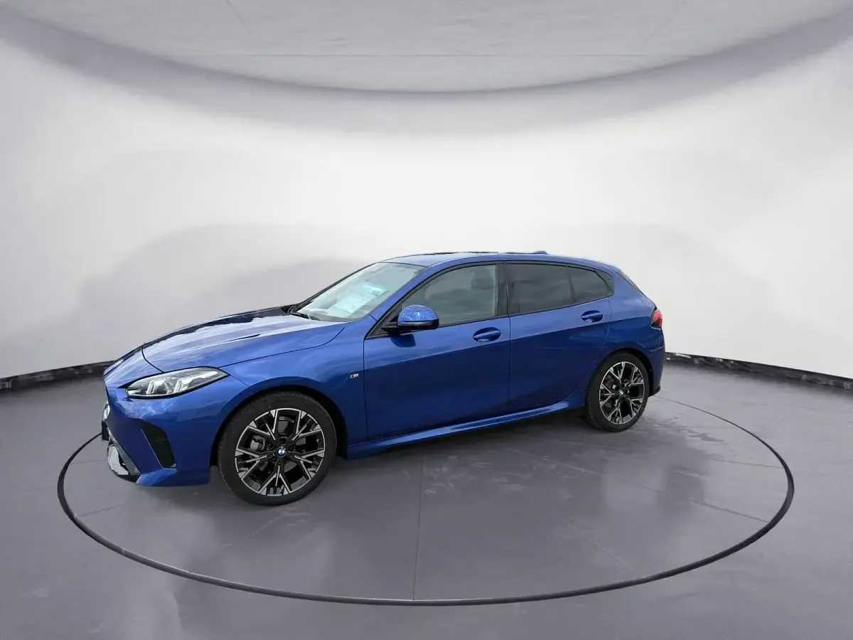 Gebraucht BMW 120 Performance 163 PS (119 kW) 2025 Blau Kleinwagen