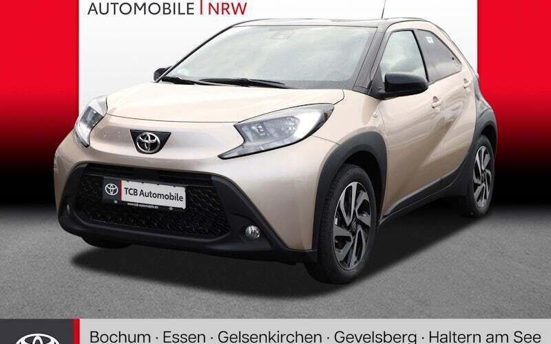 Weiß Gebraucht 2024 Toyota Aygo Kleinwagen | 17.489 € (Fairer Preis) - Bild 1/4