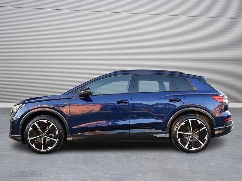 Gebraucht Audi Q4 e-tron S-Line 210 kW (286 PS) 2025 Blau SUV