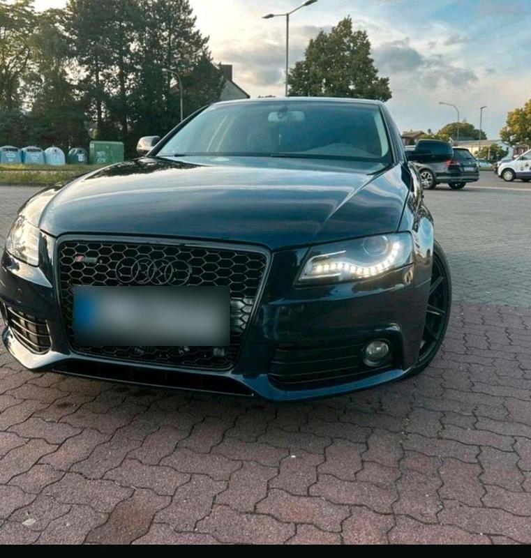 Gebraucht Audi A4 Sport 160 PS (117 kW) 2011 Blau Limousine