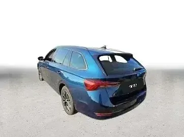 Gebraucht Skoda Octavia Clever 110 PS (80 kW) 2022 Blau Kombi