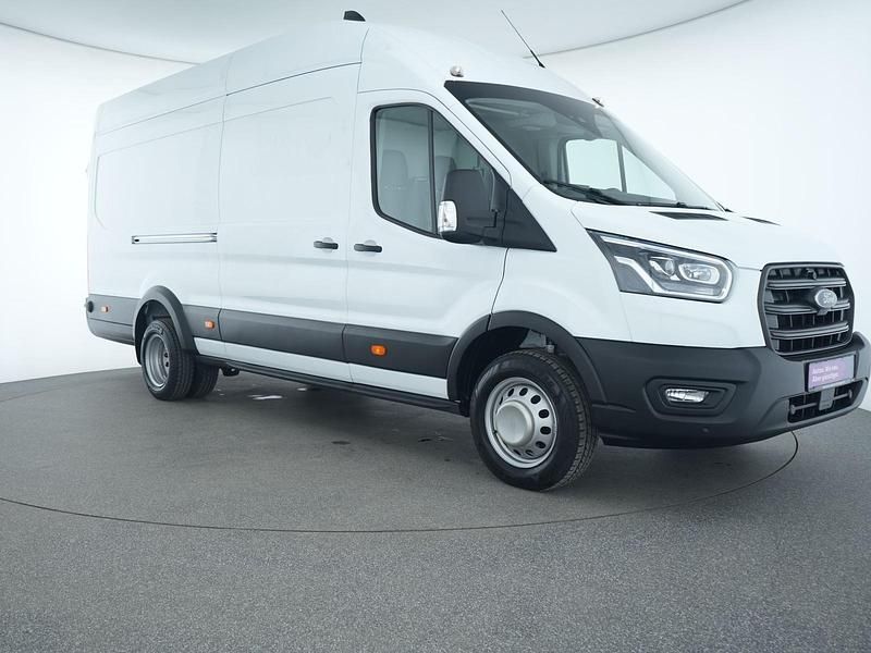 Usado Ford Transit 170 HP (125 kW) 2024 Branco Monovolume