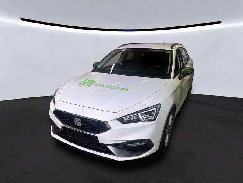 Weiß Gebraucht 2021 Seat Leon FR Kombi | 15.989 € (Fairer Preis) - Bild 1/4