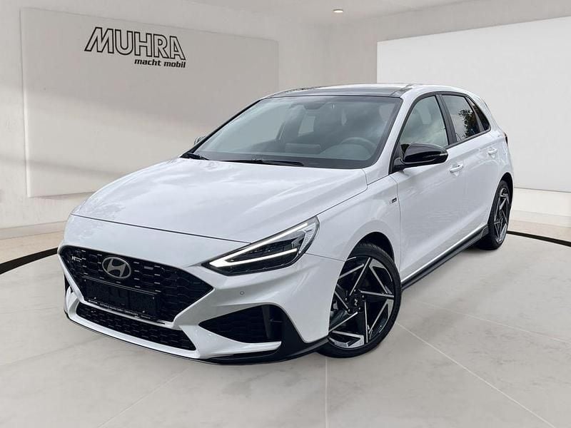 Atlas white Neu 2025 Hyundai i30 N Line Limousine | 30.989 € (Etwas zu teuer) - Bild 1/4