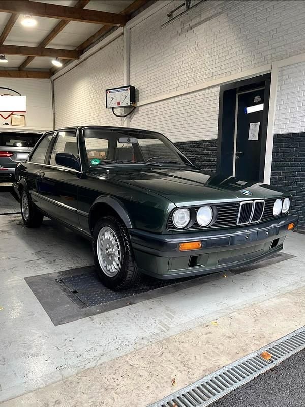 Gebraucht BMW 316 102 PS (75 kW) 1989 Grün Coupé