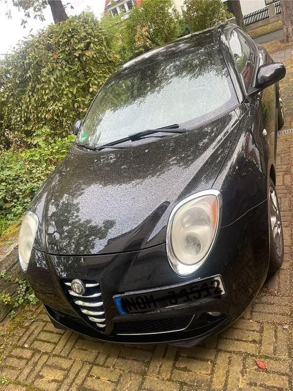 Schwarz Gebraucht 2011 Alfa Romeo MiTo Turismo Kleinwagen | 3.500 € (Guter Preis) - Bild 1/4