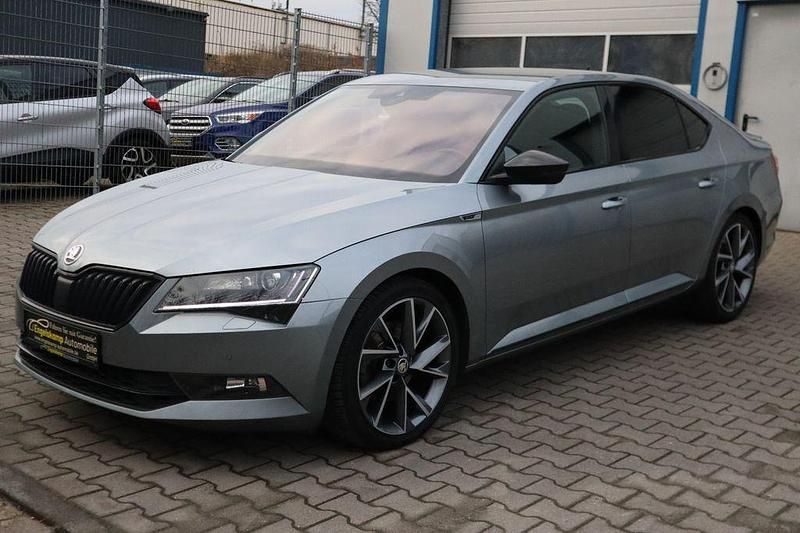 Gebraucht Skoda Superb SportLine 179 PS (131 kW) 2018 Grau Limousine
