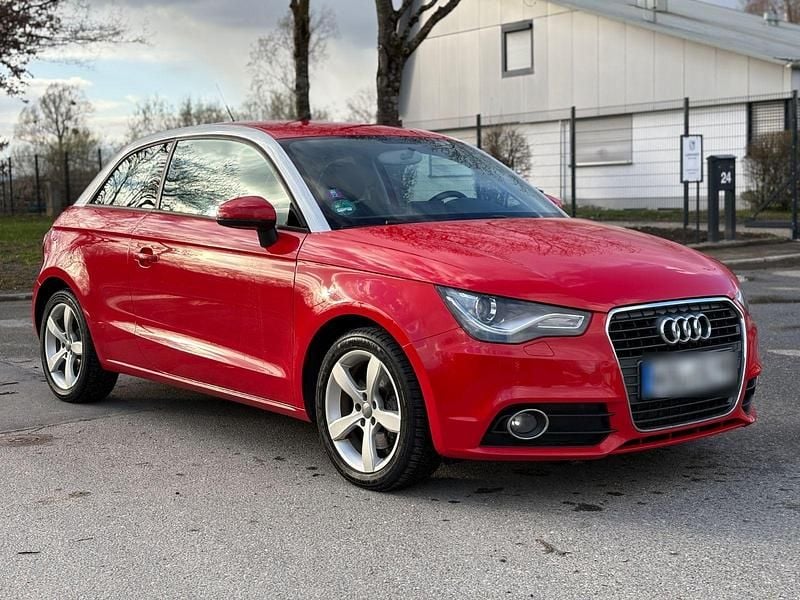 Gebraucht Audi A1 Attraction 122 PS (89 kW) 2011 Rot Kleinwagen