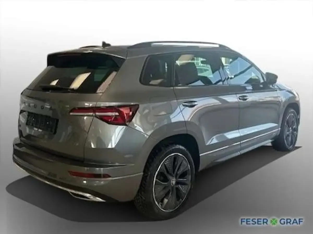 Gebraucht Skoda Karoq SportLine 150 PS (110 kW) 2025 Graphitegrau SUV