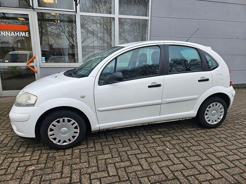 Gebraucht Citroën C3 Tonic 60 PS (44 kW) 2009 Weiß Limousine