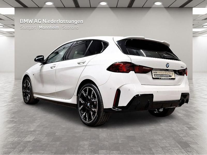 Gebraucht BMW 120 Efficient Dynamics 150 PS (110 kW) 2024 Weiß Kleinwagen