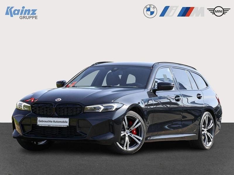 Gebraucht BMW 330 Performance 245 PS (180 kW) 2023 Black sapphire Kombi