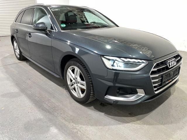 Gebraucht Audi A4 Advanced 150 PS (110 kW) 2021 Grau Kombi