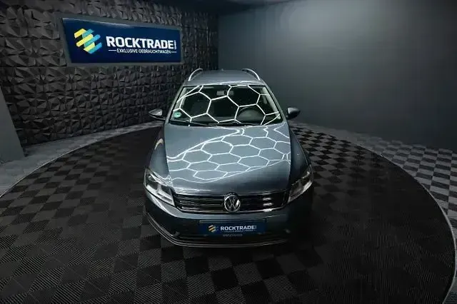 Gebraucht VW Passat Trendline 105 PS (77 kW) 2014 Grau Kombi
