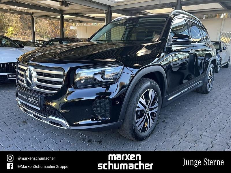 Unilack nachtschwarz Neu 2025 Mercedes GLB200 Progressive SUV | 44.740 € (Fairer Preis) - Bild 1/4