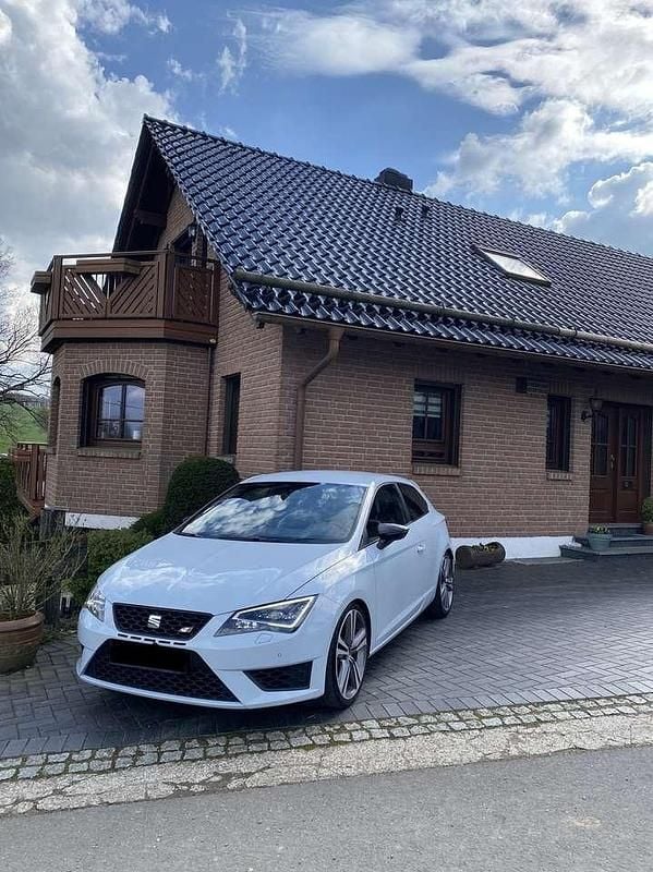 Weiß Gebraucht 2014 Cupra Leon Limousine | 16.500 € (Guter Preis) - Bild 1/4