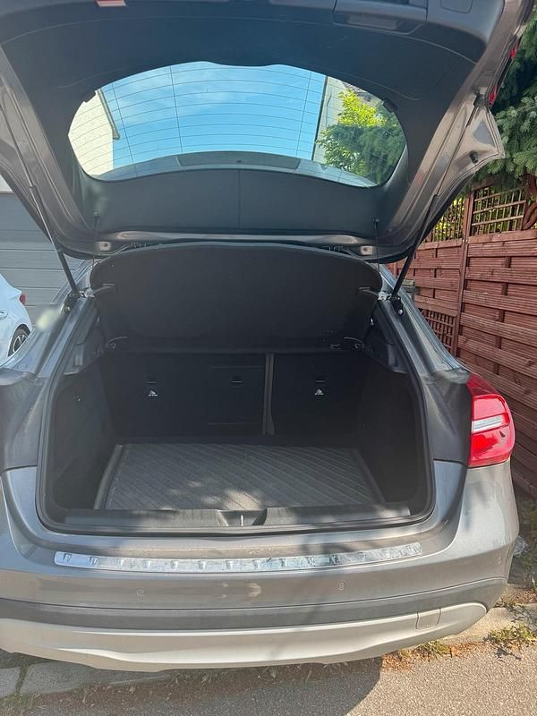 Gebraucht Mercedes GLA200 156 PS (114 kW) 2014 Grau SUV