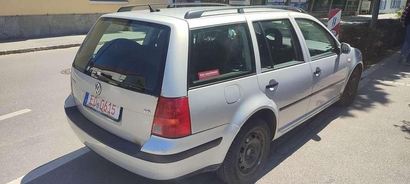Satinsilber metallic Gebraucht 2000 VW Bora Limousine | 690 € (Superpreis) - Bild 1/4