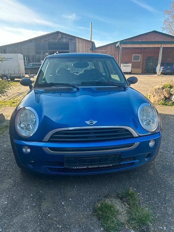 Second-hand Mini ONE 85 CP (62 kW) 2005 Albastru Hatchback