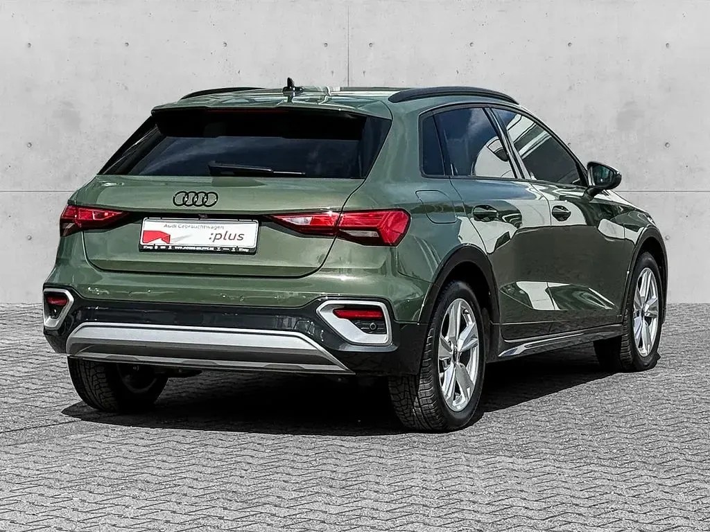 Używany Audi A3 Performance 150 KM (110 kW) 2025 Zielony Sedan/Limuzyna