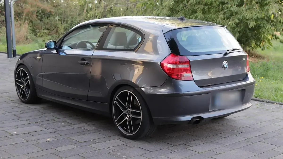 Gebraucht BMW 118 Coupé 143 PS (105 kW) 2008 Grau Coupé
