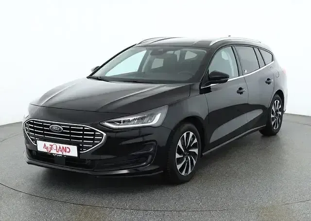 Gebraucht Ford Focus Titanium X 125 PS (91 kW) 2025 Agateblackmet. Kombi