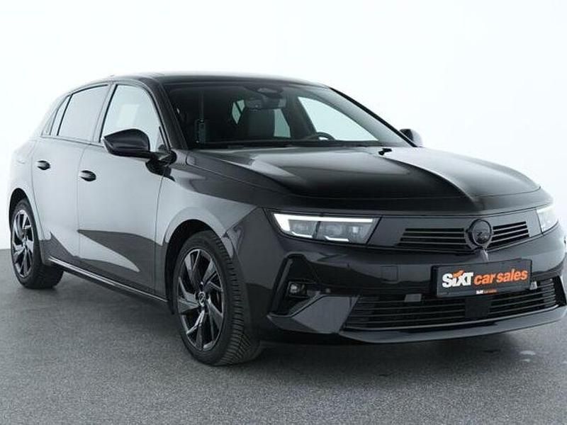 Schwarz Gebraucht 2024 Opel Astra Ultimate Limousine | 24.440 € (Guter Preis) - Bild 1/4