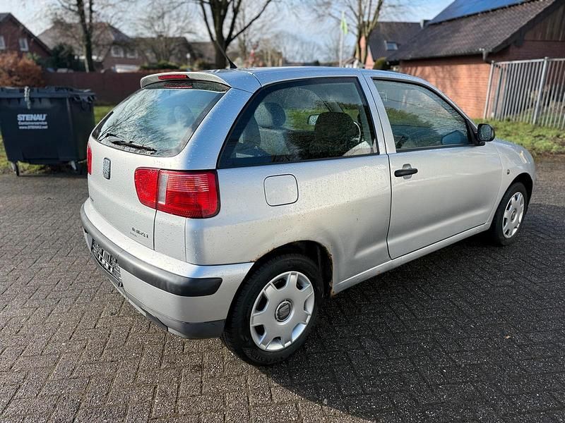 Gebraucht Seat Ibiza 75 PS (55 kW) 2001 Silber Kleinwagen