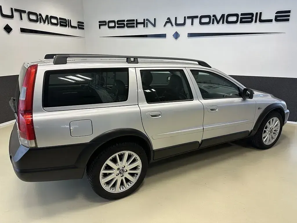 Gebraucht Volvo XC70 163 PS (119 kW) 2003 Silber Kombi