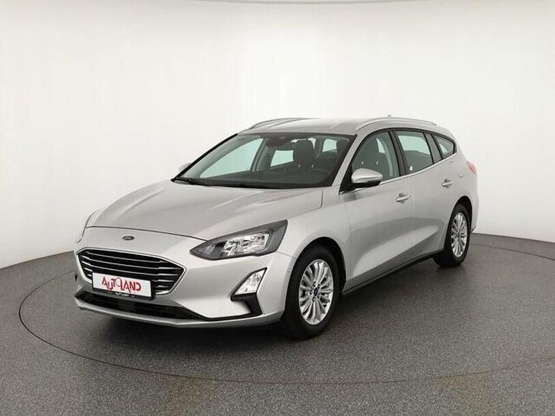 Silber Gebraucht 2021 Ford Focus Kombi | 18.490 € (Fairer Preis) - Bild 1/4