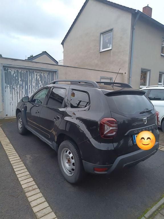 Schwarz Gebraucht 2021 Dacia Duster Comfort SUV | 11.000 € (Superpreis) - Bild 1/4