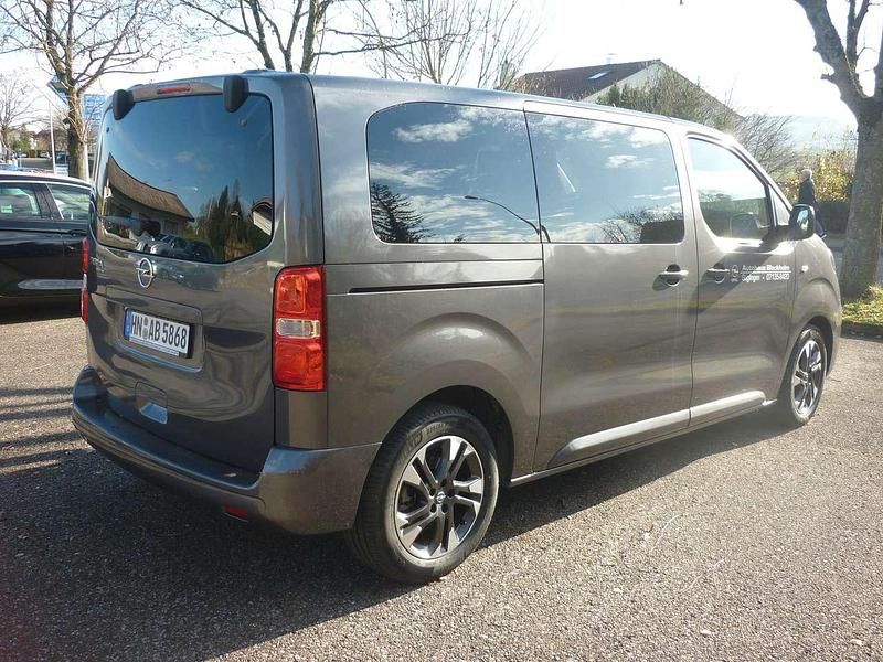 Gebraucht Opel Zafira Edition 177 PS (130 kW) 2021 Mondsteingrau Van / Kleinbus