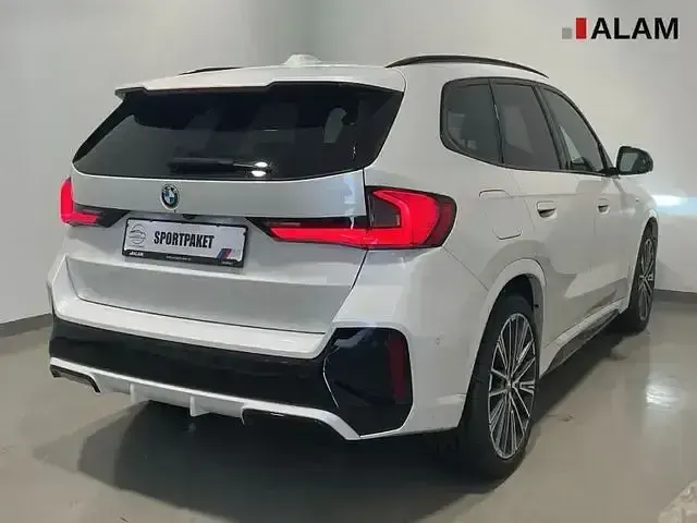 Gebraucht BMW X1 M Sport 211 PS (155 kW) 2024 Weiß SUV