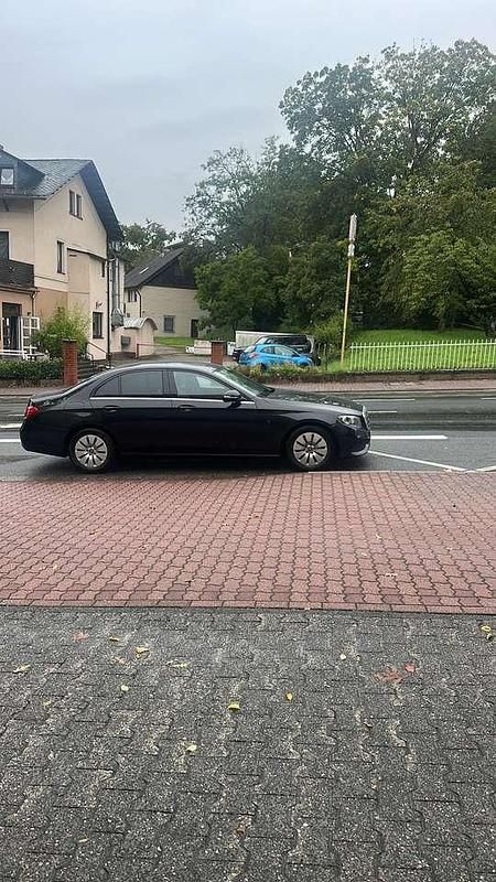 Gebraucht Mercedes E200 150 PS (110 kW) 2019 Limousine