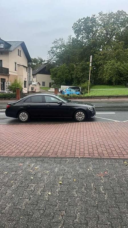 Gebraucht 2019 Mercedes E200 Limousine | 12.000 € (Fairer Preis) - Bild 1/4