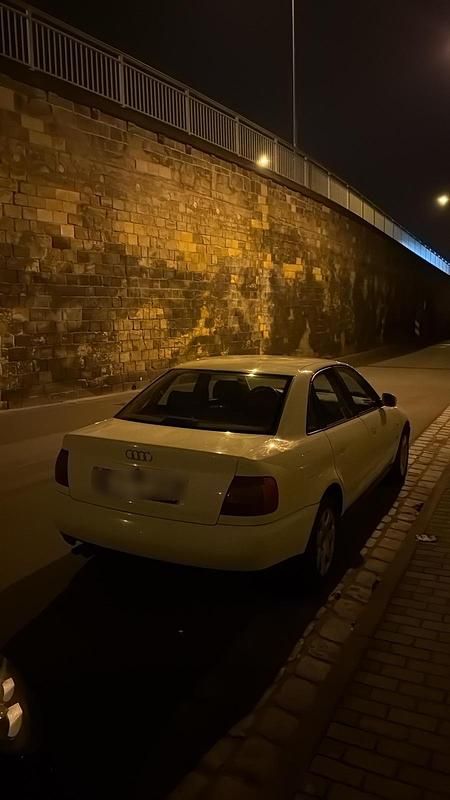 Gebraucht Audi A4 150 PS (110 kW) 1997 Weiß Limousine