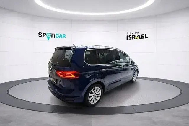 Gebraucht VW Touran Highline 150 PS (110 kW) 2018 Blau Van / Kleinbus