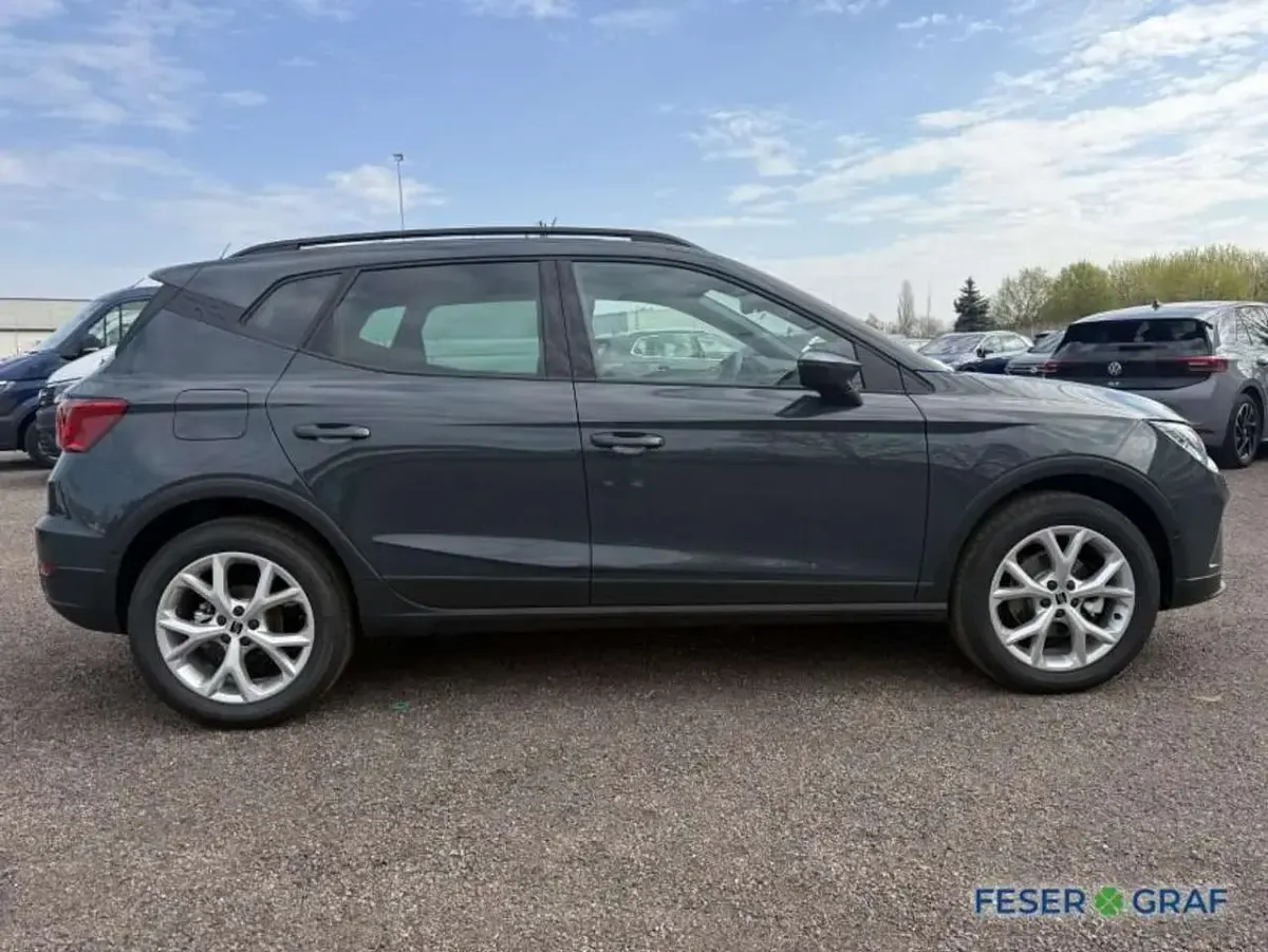 Neu Seat Arona FR 116 PS (85 kW) 2026 Fjord blau SUV