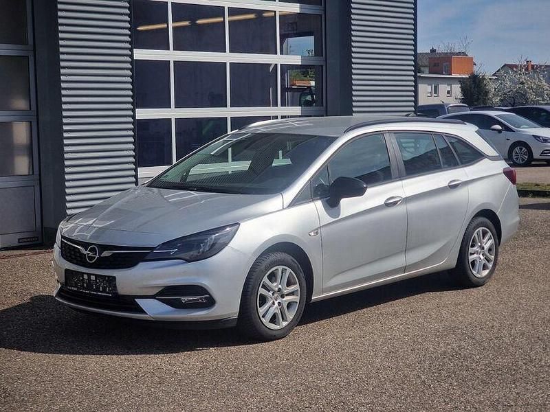 Argon silber/ice silver (m2) Gebraucht 2022 Opel Astra Edition Kombi | 16.499 € (Fairer Preis) - Bild 1/4