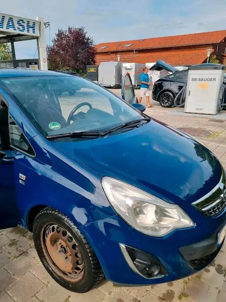 Gebraucht Opel Corsa Edition 120 PS (88 kW) 2012 Blau Kleinwagen